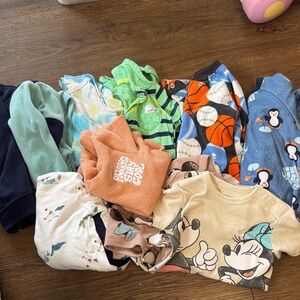 10 piece bundle of baby boy clothes size 6-12 months
